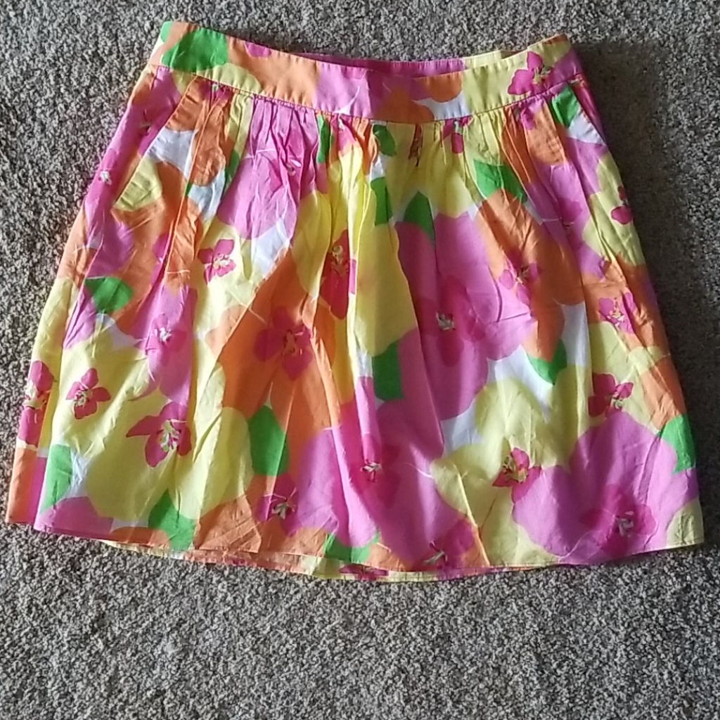 Lilly Pulitzer Floral Punch Hotty Skirt Size 4